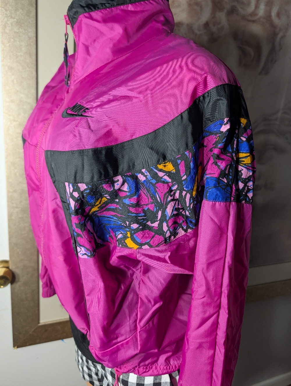 Nike Women's Pink Retro Windbreaker Jacket Size S - Picture 3 of 8